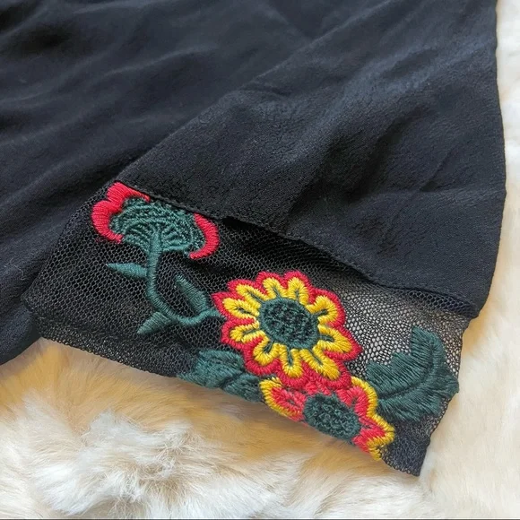 FOR LOVE & LEMONS🌹Boho Romper w/ Mesh Panels & Floral Embroidery ~ NWOT - Picture 5 of 12